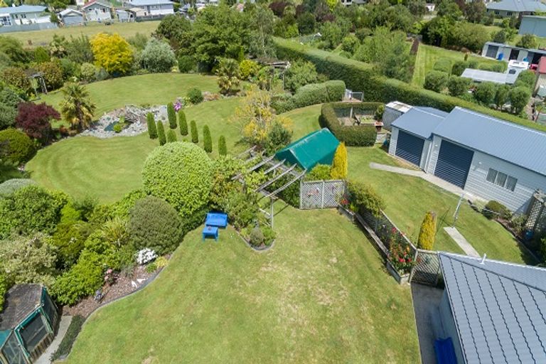 Photo of property in 10 Kenwyn Drive, Carterton, 5713