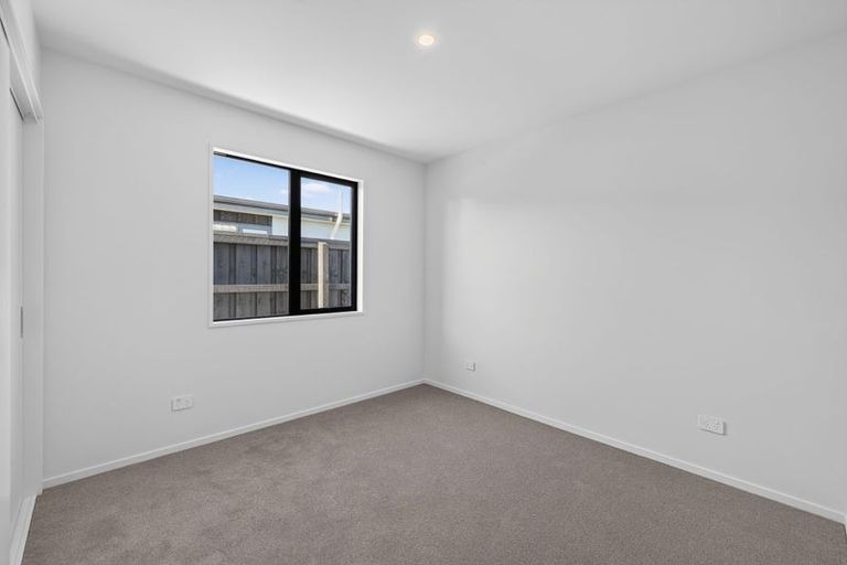 Photo of property in 27 Hanmer Crescent, Rangiora, 7400