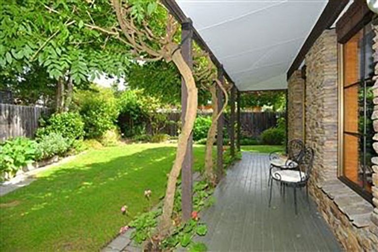 Photo of property in 125 Grahams Road, Burnside, Christchurch, 8053