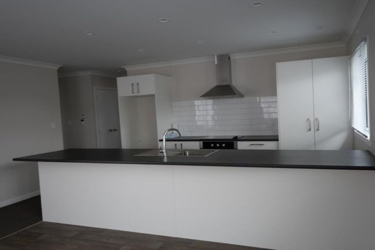 Photo of property in 26a Kennelly Crescent, Pukekohe, 2120