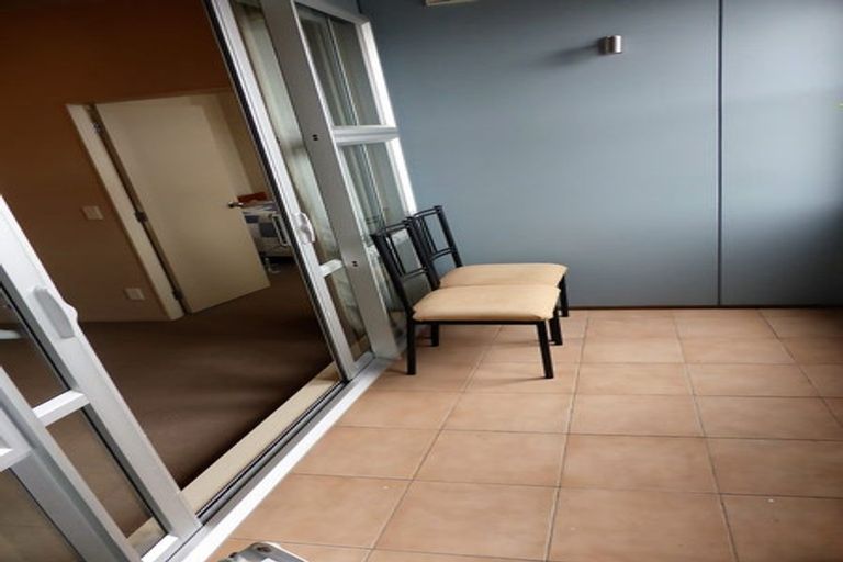 Photo of property in 2/42 Constable Street, Newtown, Wellington, 6021