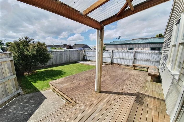 Photo of property in 11a Forth Terrace, Roslyn, Palmerston North, 4414