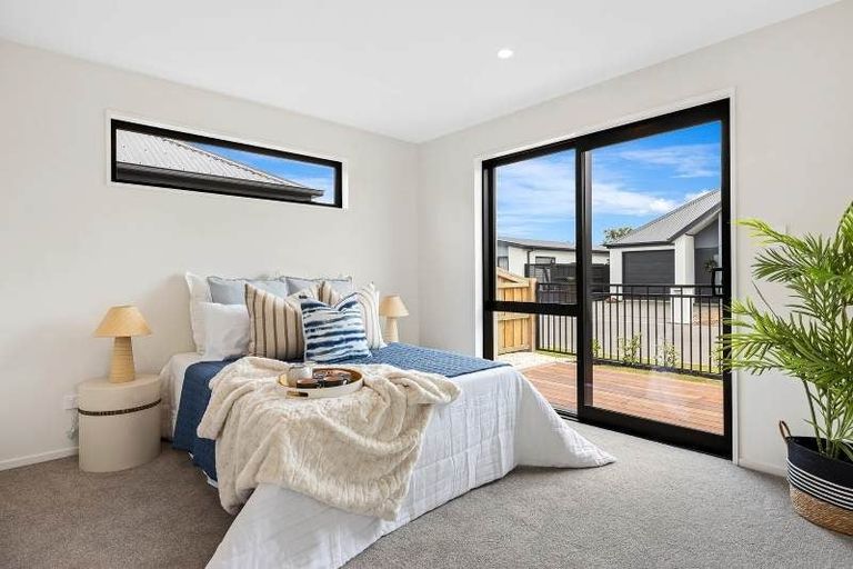 Photo of property in 20a Ruataniwha Avenue, Rangiora, 7400