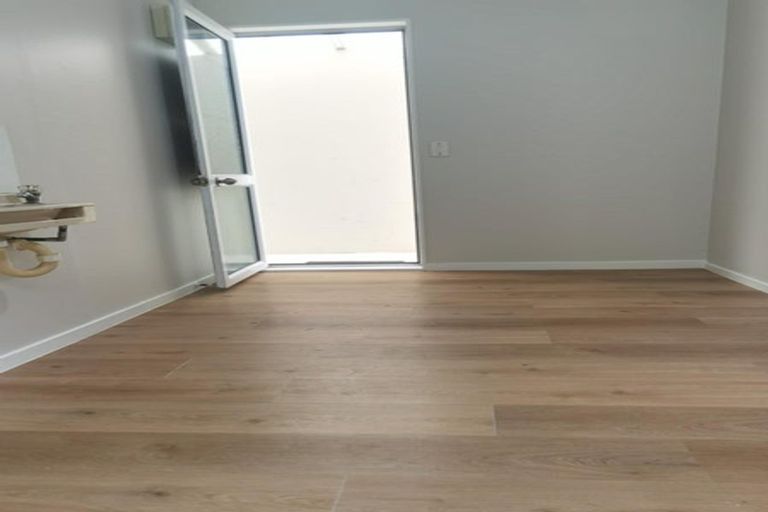 Photo of property in 12 Bruce Road, Glenfield, Auckland, 0629