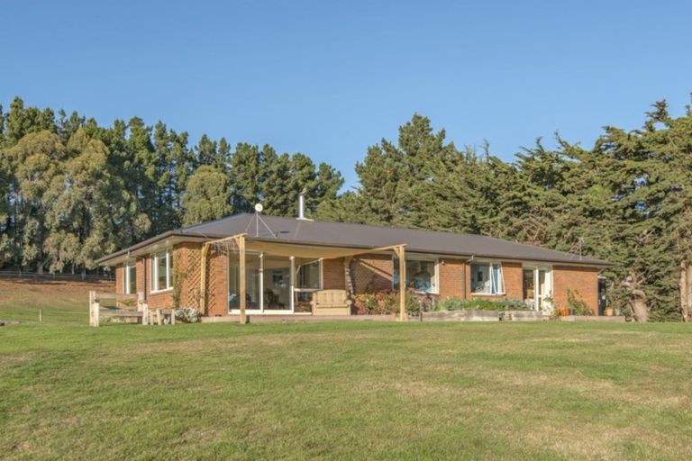 Photo of property in 2 Mount Herbert Peak Road, Diamond Harbour, 8972