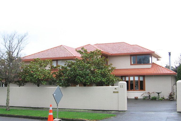 Photo of property in 11 Hardie Street, Hokowhitu, Palmerston North, 4410