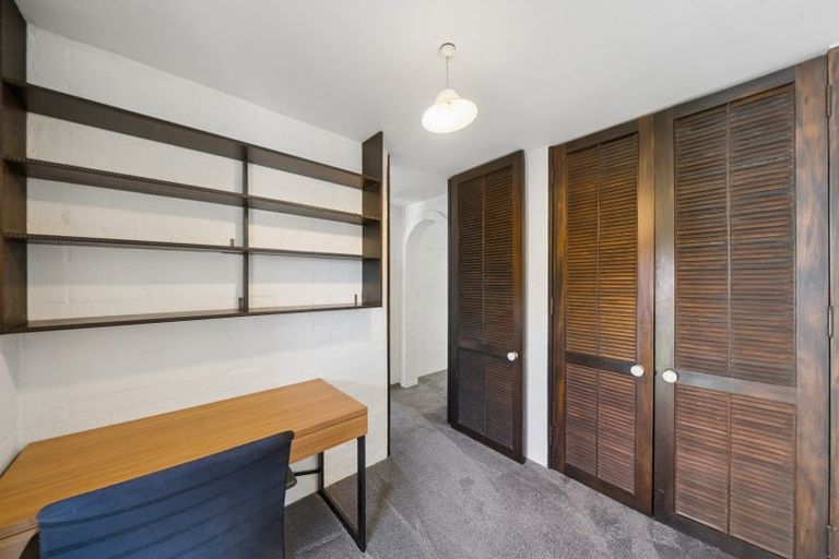 Photo of property in 141h Churton Drive, Churton Park, Wellington, 6037