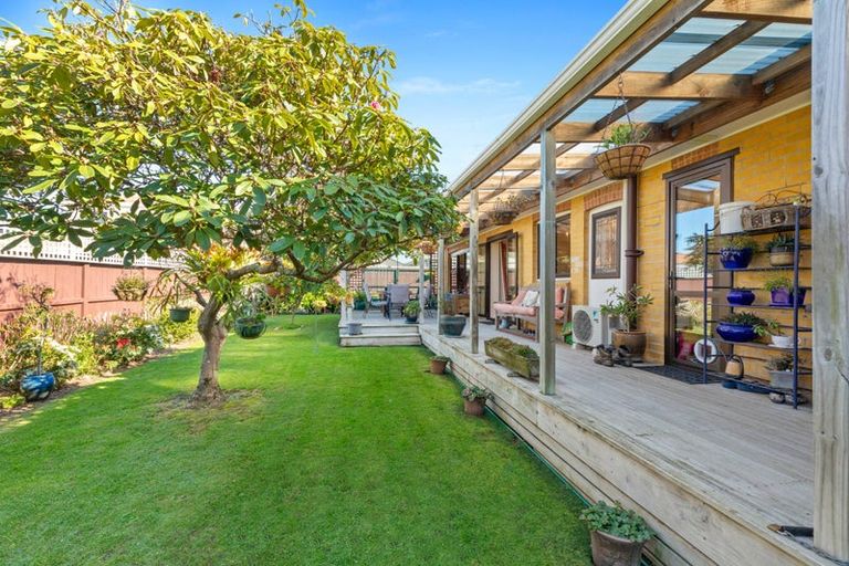 Photo of property in 10 Brinkley Road, Otumoetai, Tauranga, 3110