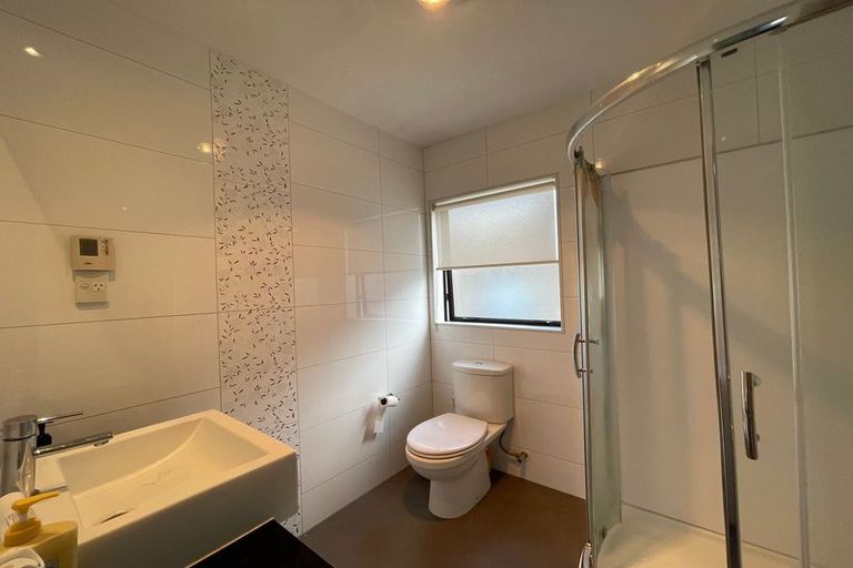 Photo of property in 39 Terrasini Drive, Flat Bush, Auckland, 2019