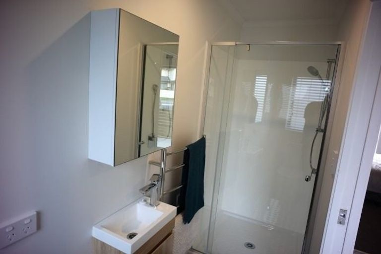 Photo of property in 58 Kahikatea Drive, Melville, Hamilton, 3206