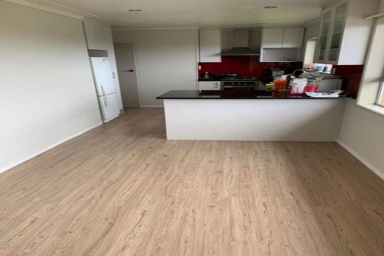 Photo of property in 1 Royal Road, Massey, Auckland, 0614