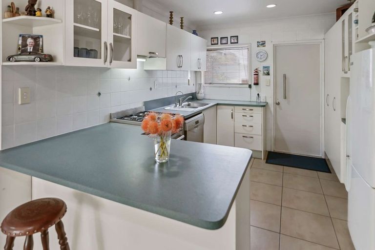 Photo of property in 1197 Papamoa Beach Road, Papamoa Beach, Papamoa, 3118