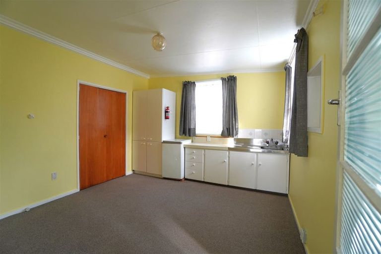 Photo of property in 6 Durham Street, Picton, 7220