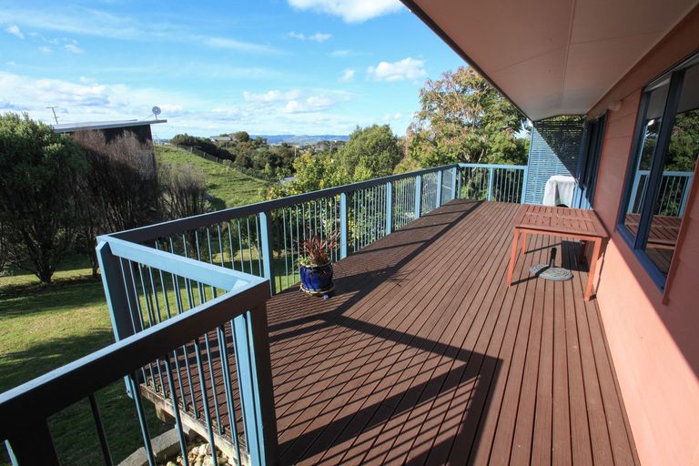 Photo of property in 26 Manukau Road, Raglan, 3225