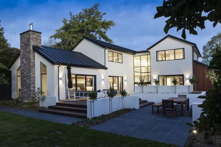 Photo of property in 117 Glandovey Road, Strowan, Christchurch, 8052