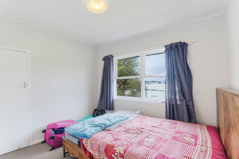 Photo of property in 1/24 Tristram Avenue, Forrest Hill, Auckland, 0620