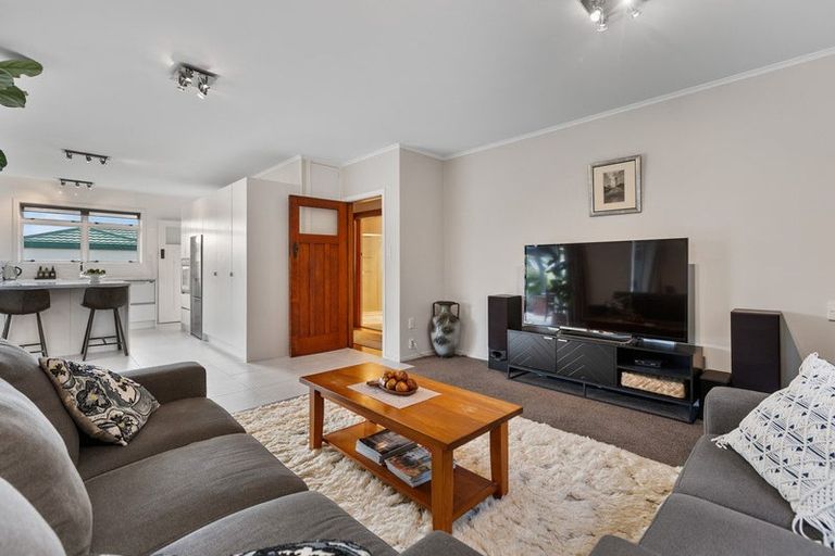 Photo of property in 46 Sanders Avenue, Westown, New Plymouth, 4310