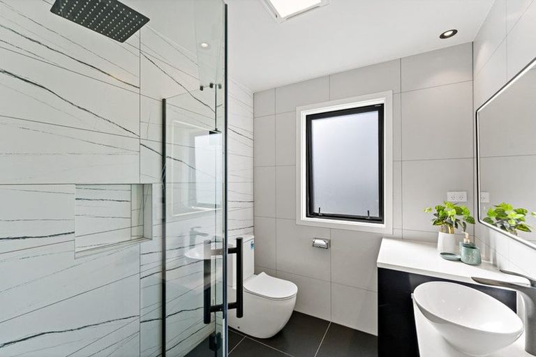 Photo of property in 206a Clovelly Road, Bucklands Beach, Auckland, 2012