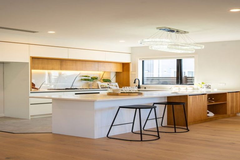 Photo of property in 206a Clovelly Road, Bucklands Beach, Auckland, 2012