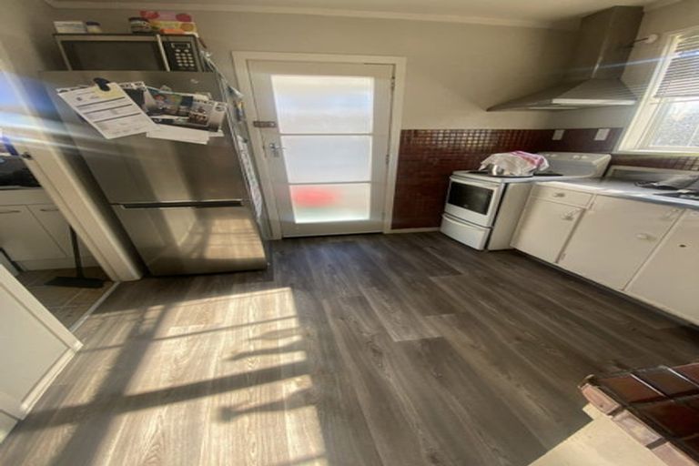 Photo of property in 18 Inverness Avenue, Hamilton East, Hamilton, 3216