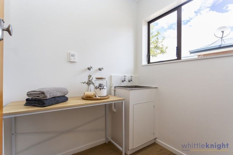 Photo of property in 3/92 North Avon Road, Richmond, Christchurch, 8013