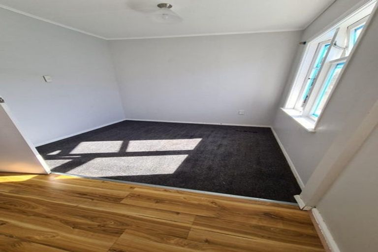 Photo of property in 5 Bythell Street, Wainuiomata, Lower Hutt, 5014