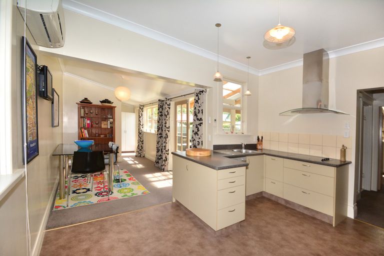 Photo of property in 8 Pretoria Avenue, Saint Clair, Dunedin, 9012