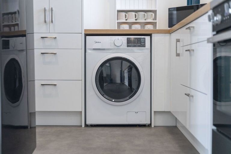 Photo of property in 18 Runuku Grove, Turangi, 3334