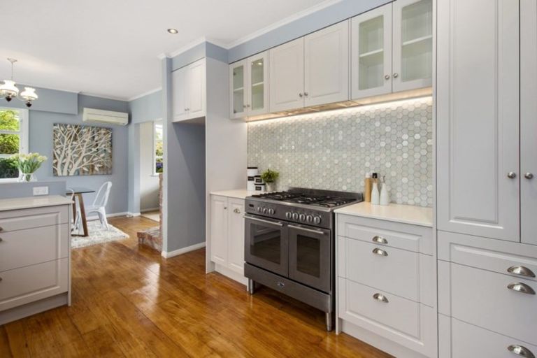 Photo of property in 83 Thomas Street, Stokes Valley, Lower Hutt, 5019