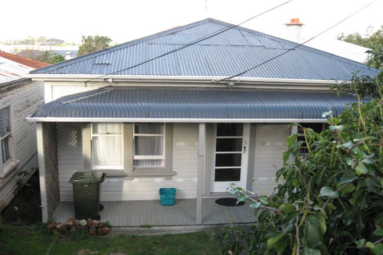 Photo of property in 57 Childers Terrace, Kilbirnie, Wellington, 6022