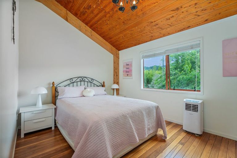 Photo of property in 5 Golf Road, Whitianga, 3591