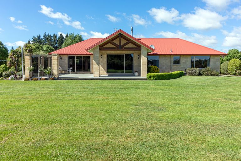 Photo of property in 27 Greig Street, Pleasant Point, 7903