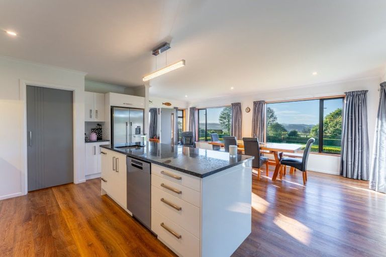 Photo of property in 16 Campbell Forrest Road, Otaio, Timaru, 7971