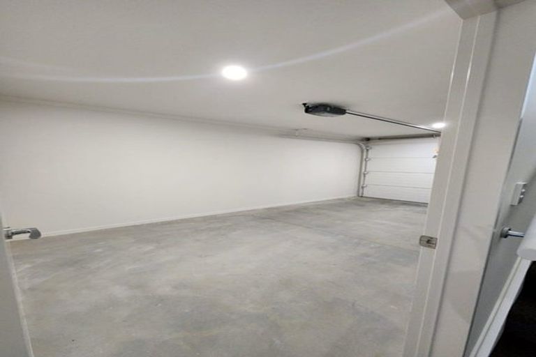 Photo of property in 2/16 Russell Road, Manurewa, Auckland, 2102