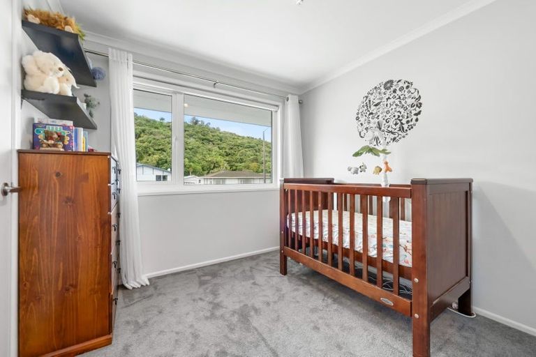 Photo of property in 185 Major Drive, Kelson, Lower Hutt, 5010