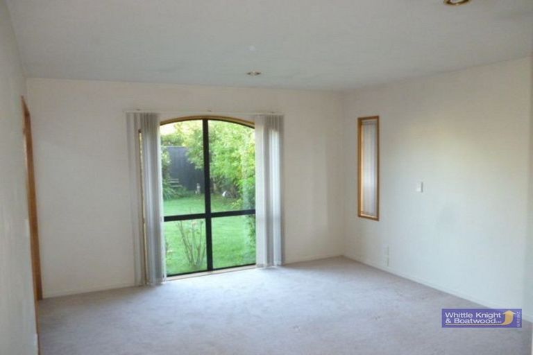 Photo of property in 8 Parkstone Avenue, Ilam, Christchurch, 8041