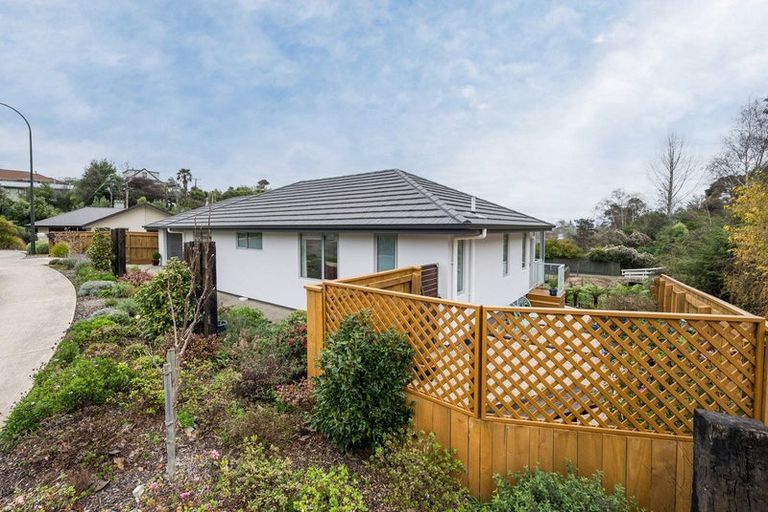 Photo of property in 8 Olivias Place, Stoke, Nelson, 7011