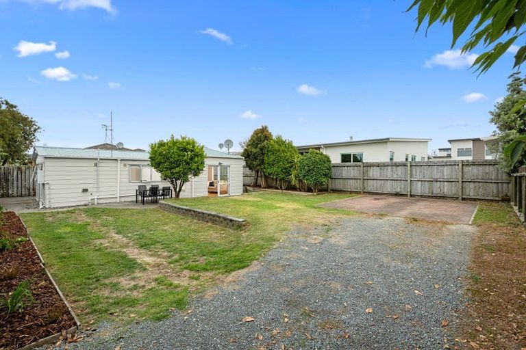 Photo of property in 1208b Papamoa Beach Road, Papamoa Beach, Papamoa, 3118