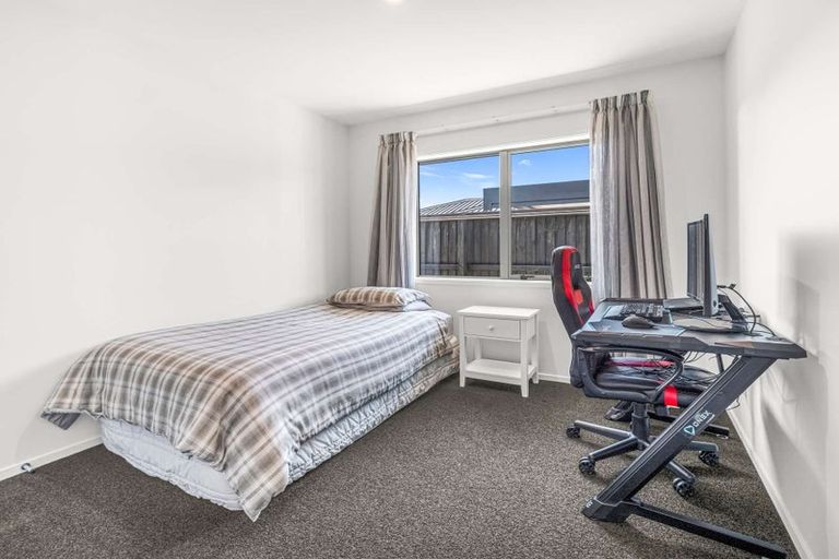 Photo of property in 49 Bradbury Avenue, Rolleston, 7614