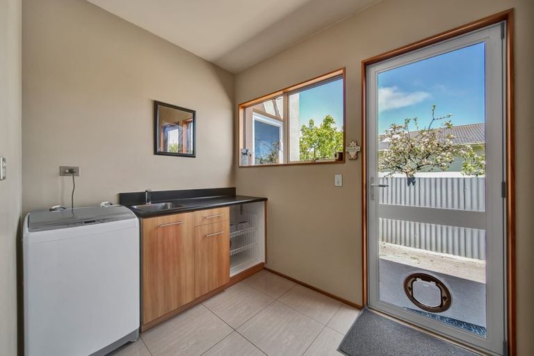 Photo of property in 19 Mccarthy Street, Hawera, 4610