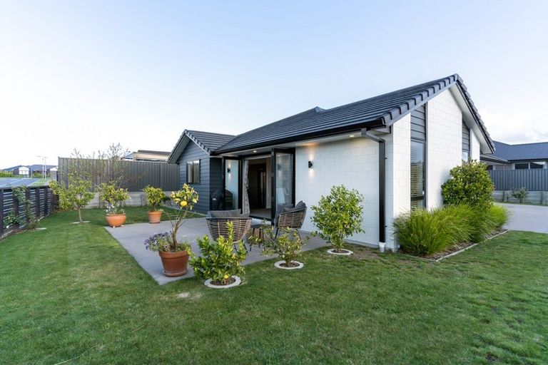 Photo of property in 1 Shea Lane, Pyes Pa, Tauranga, 3112