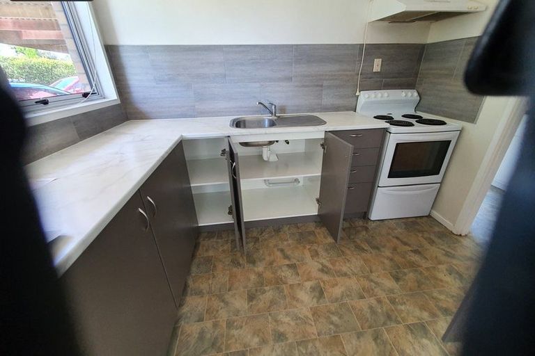 Photo of property in 1/3 Anarahi Place, Mangere Bridge, Auckland, 2022