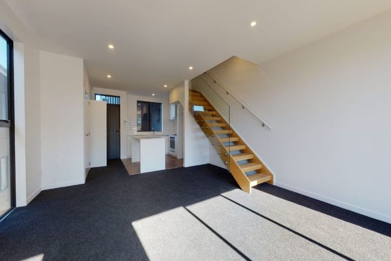 Photo of property in 10/80 Seatoun Heights Road, Seatoun, Wellington, 6022