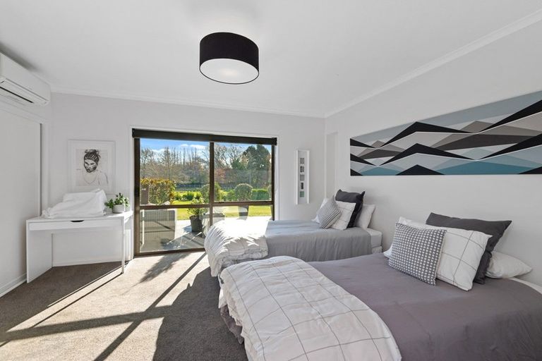 Photo of property in 10 Keetly Place, Ohoka, Kaiapoi, 7692