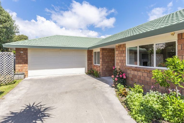 Photo of property in 114d Arawhata Road, Paraparaumu, 5032