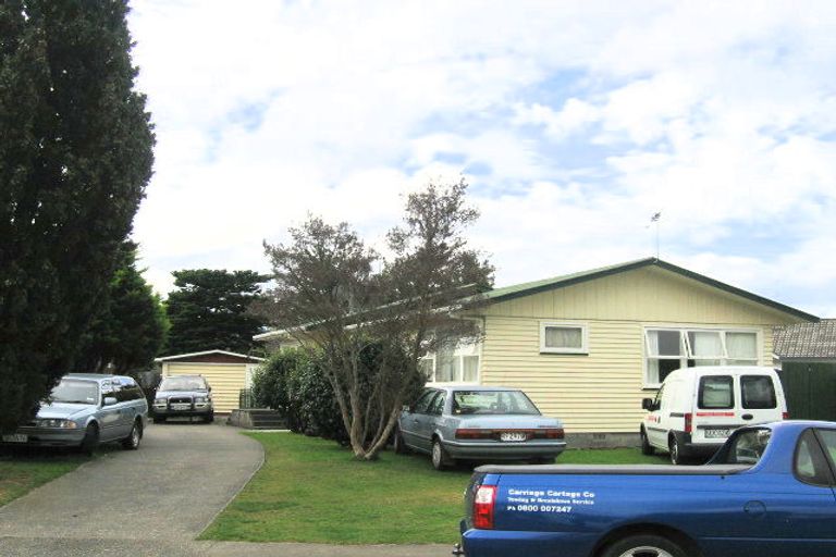 Photo of property in 20 Mountbatten Grove, Clouston Park, Upper Hutt, 5018