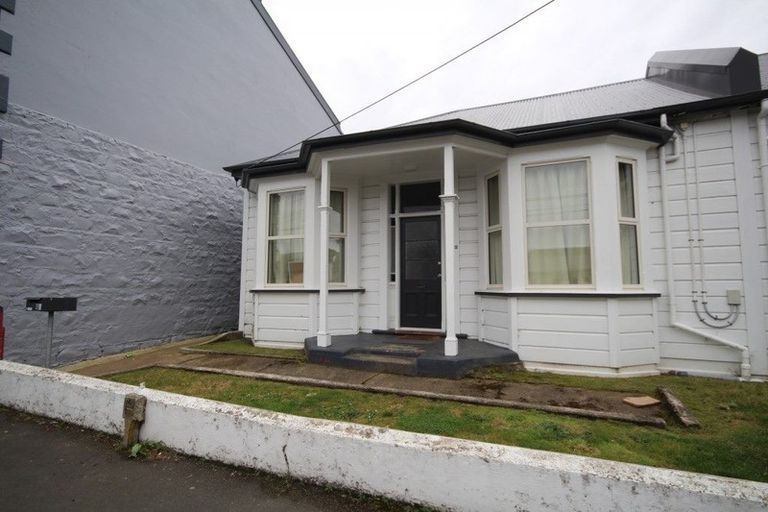 Photo of property in 42 Howe Street, North Dunedin, Dunedin, 9016