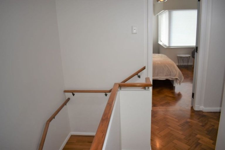 Photo of property in 268 Oriental Parade, Oriental Bay, Wellington, 6011