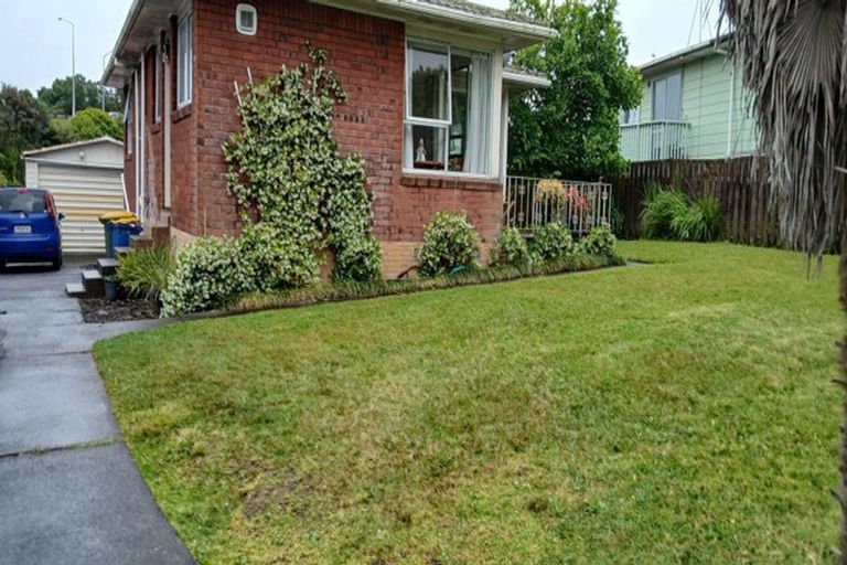 Photo of property in 7 Kapiti Place, Sunnynook, Auckland, 0620