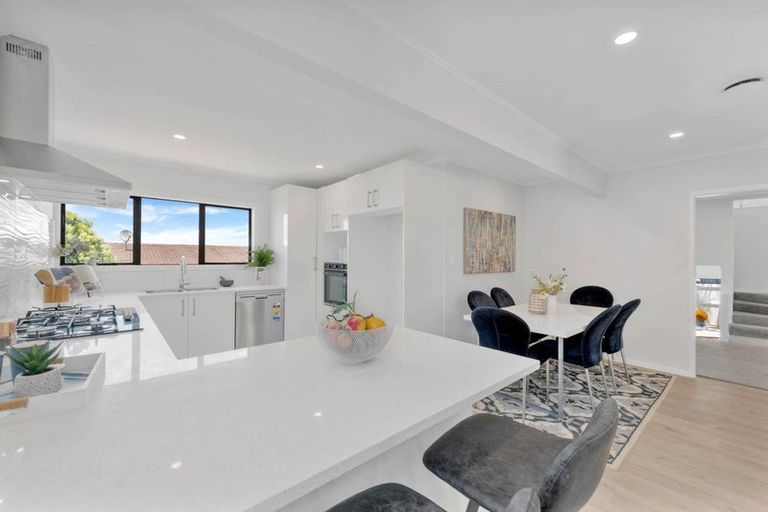 Photo of property in 1/55 Alfriston Road, Manurewa East, Auckland, 2102